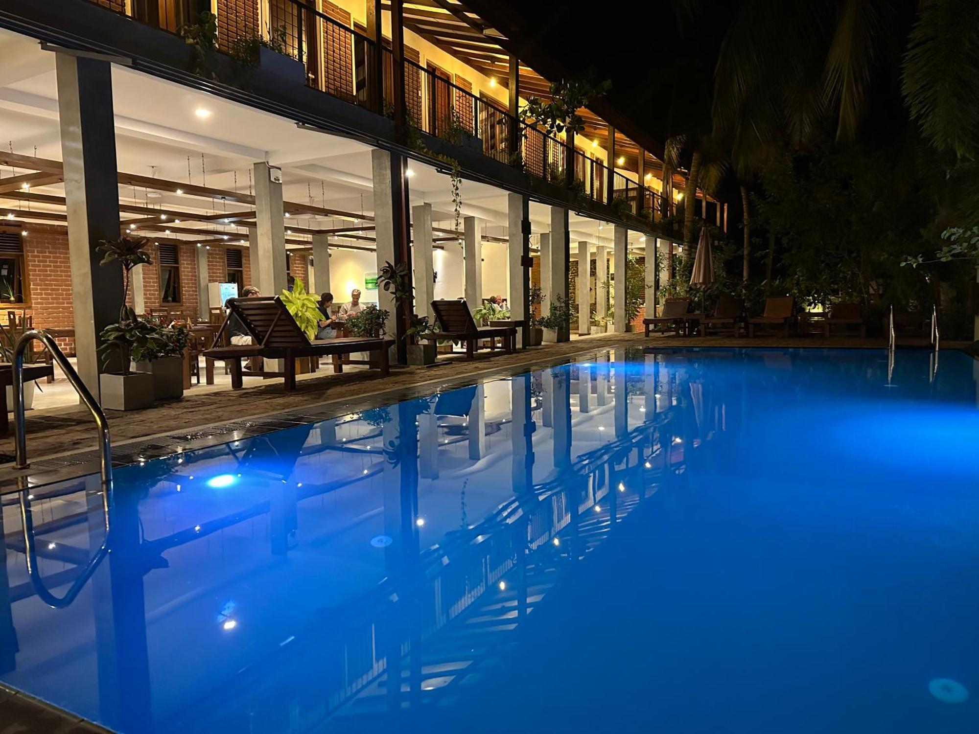 Hotel Heladiv Anuradhapura Exterior foto