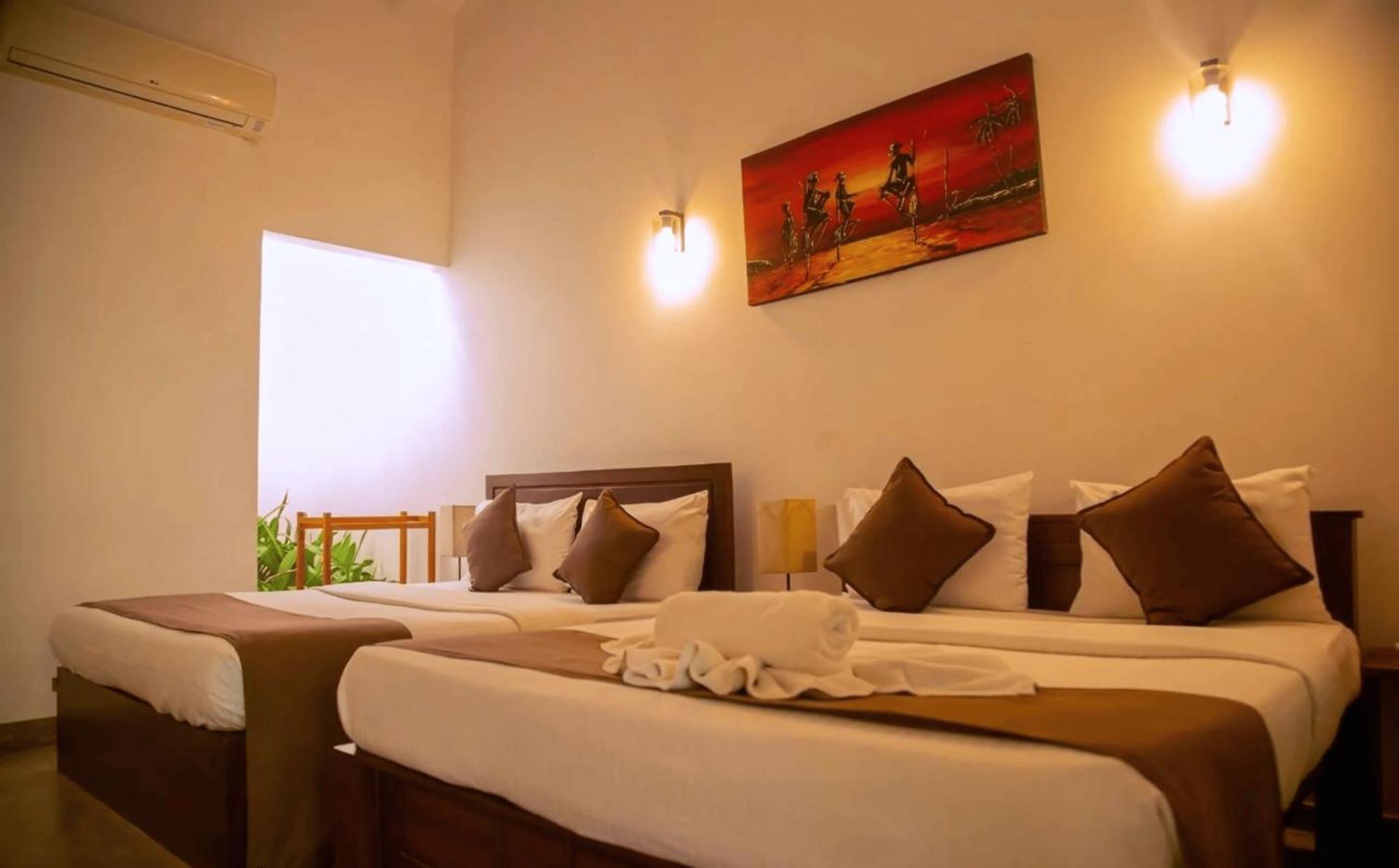 Hotel Heladiv Anuradhapura Exterior foto